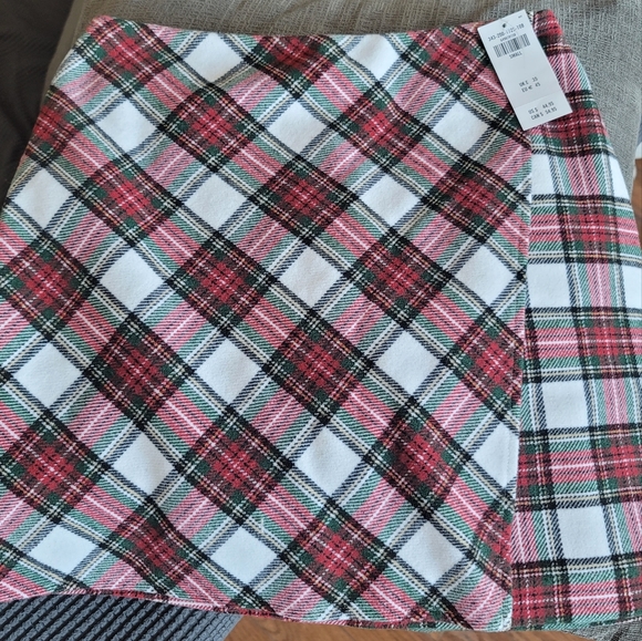 Salenwt Hollister Ultra Highrise Plaid 